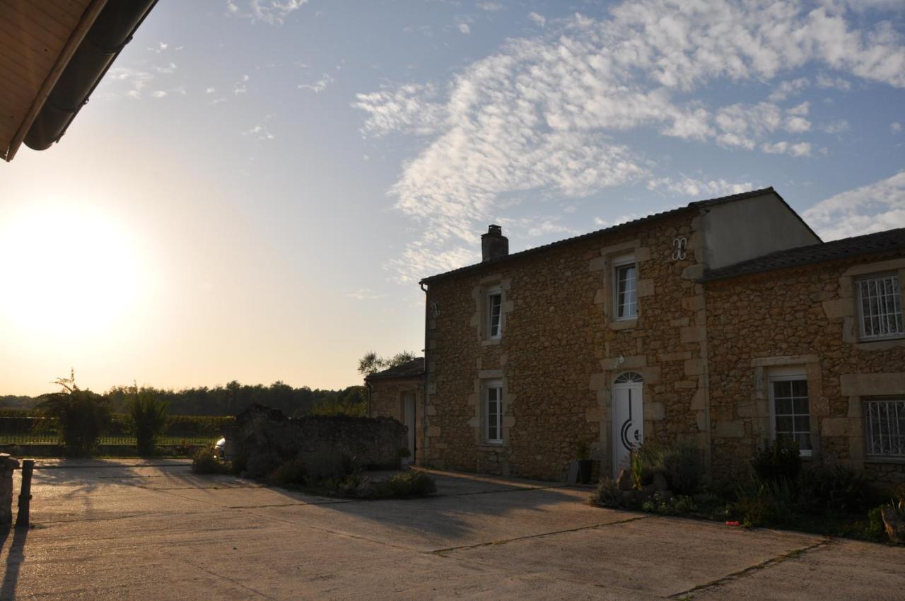 Clos San Gianni Bed & Breakfast Pujols-sur-Ciron Exterior photo