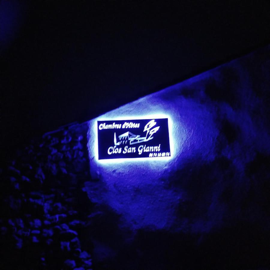 Clos San Gianni Pujols-sur-Ciron Exterior photo